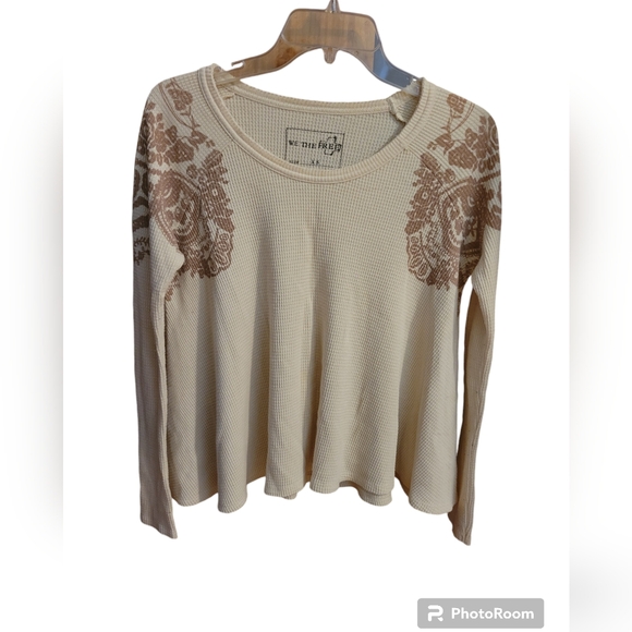 We The Free Long Sleeve - Picture 1 of 3